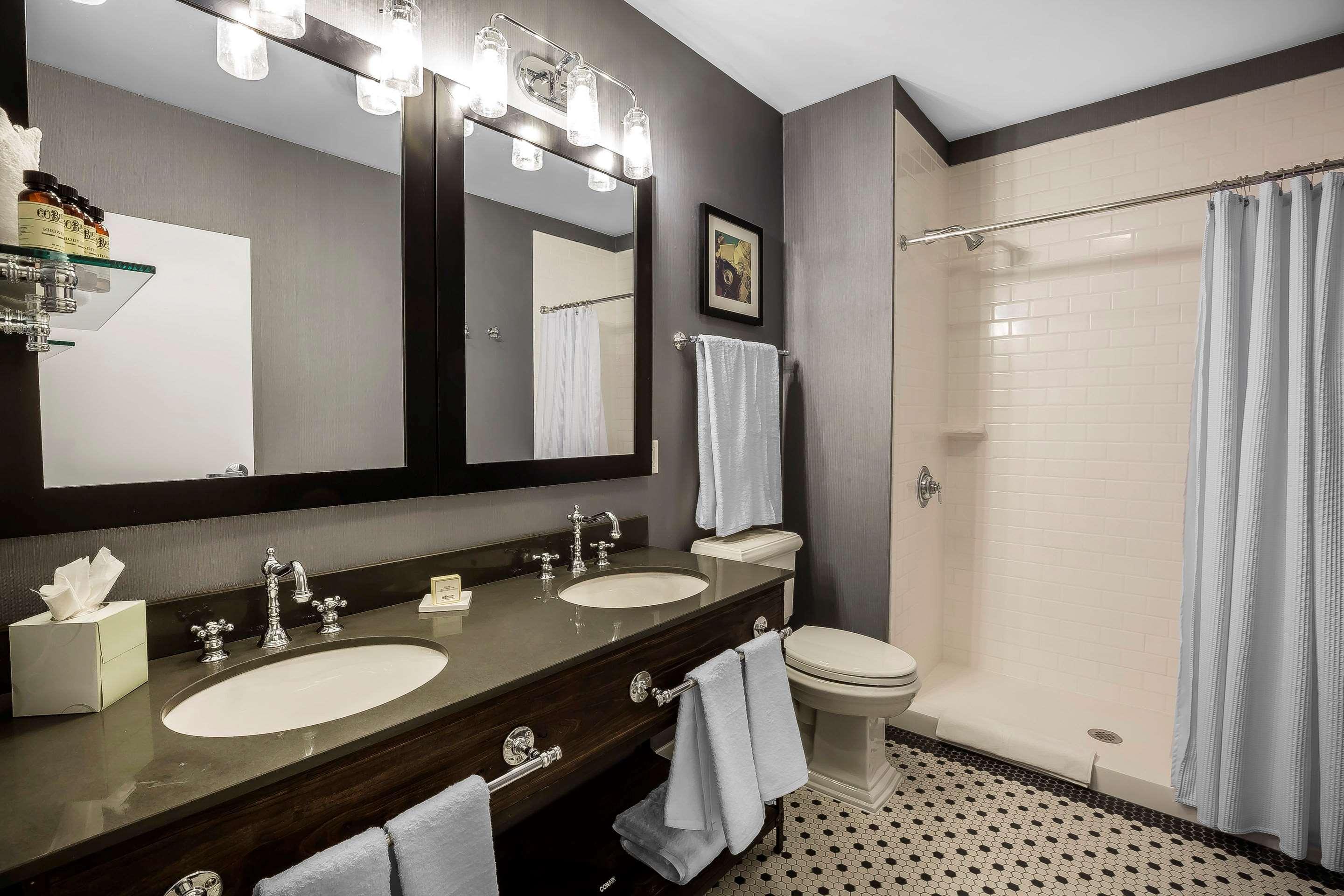 Envision Boston-everett, Ascend Collection Hotel Everett